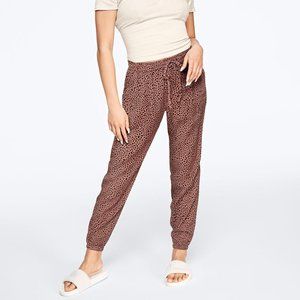 ✨SOLD✨ NWT Victoria Secret Pink Lightweight Easy